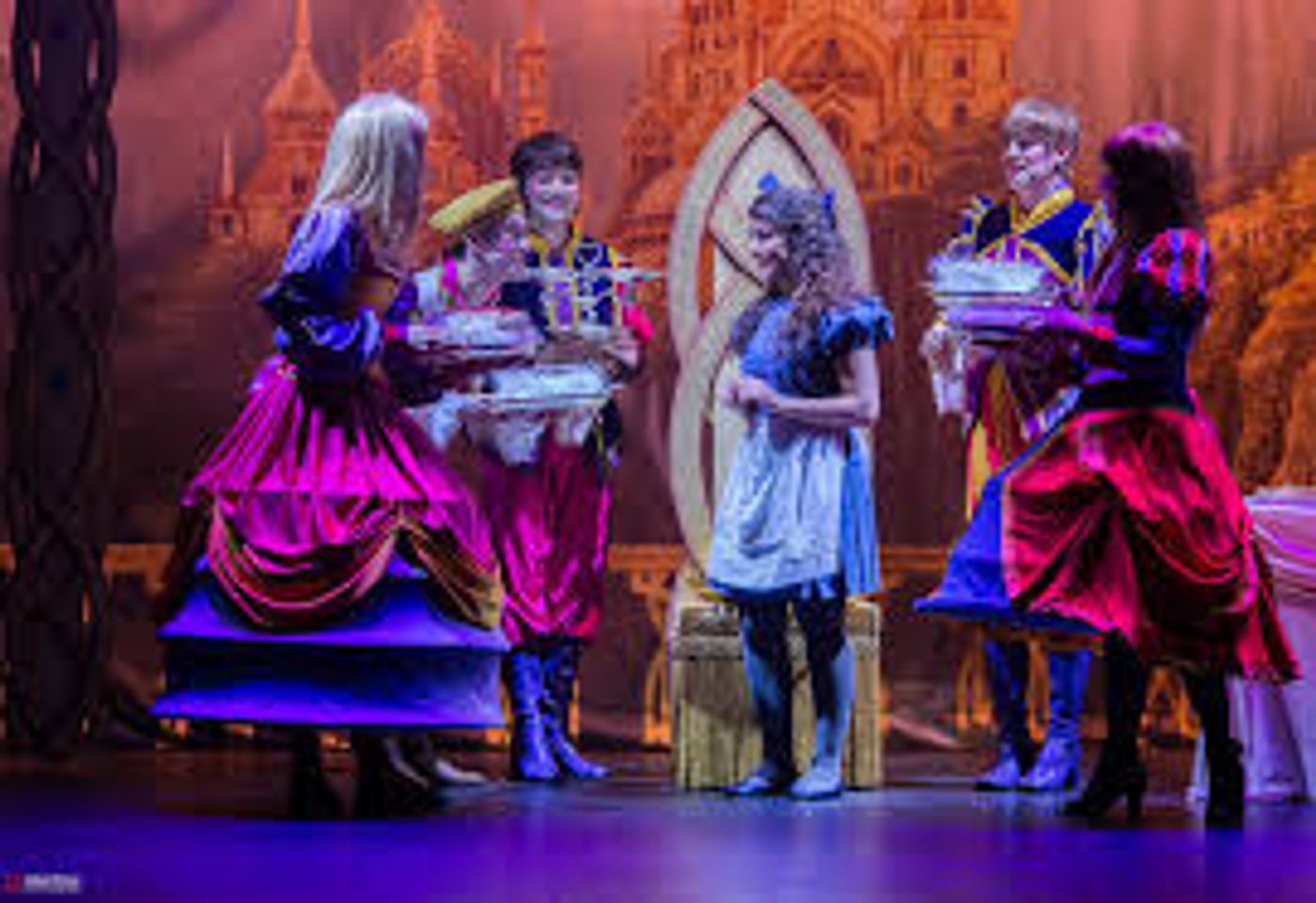 Review: THE LITTLE MATCH GIRL at THEATRE DE LA RENAISSANCE  Image