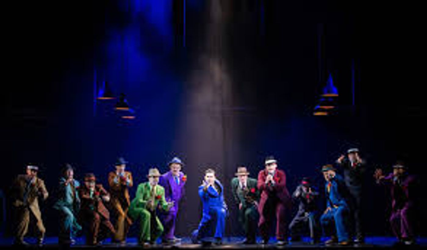 Review: GUYS AND DOLLS at Théâtre Marigny  Image