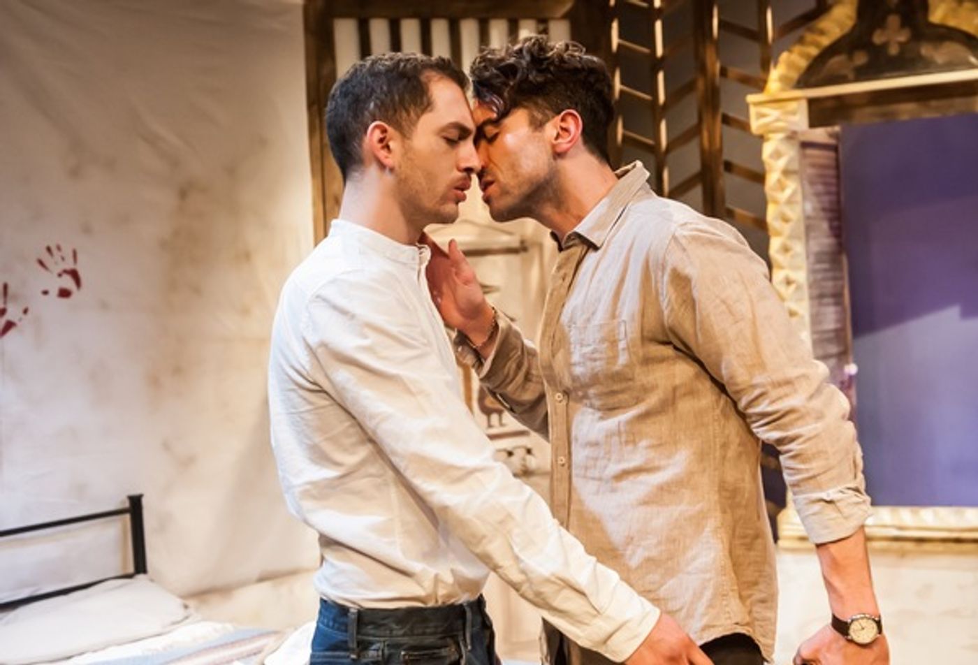 Photo Flash: First Look At CRY HAVOC at Park Theatre  Image