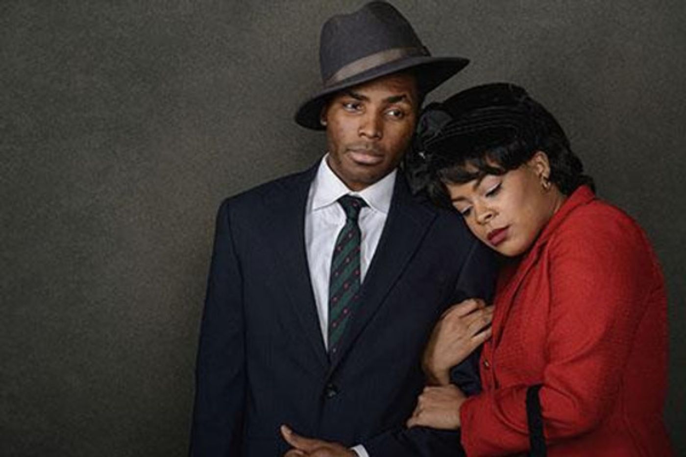 Photo Flash: TimeLine Theatre Company Presents TOO HEAVY FOR YOUR POCKET  Image