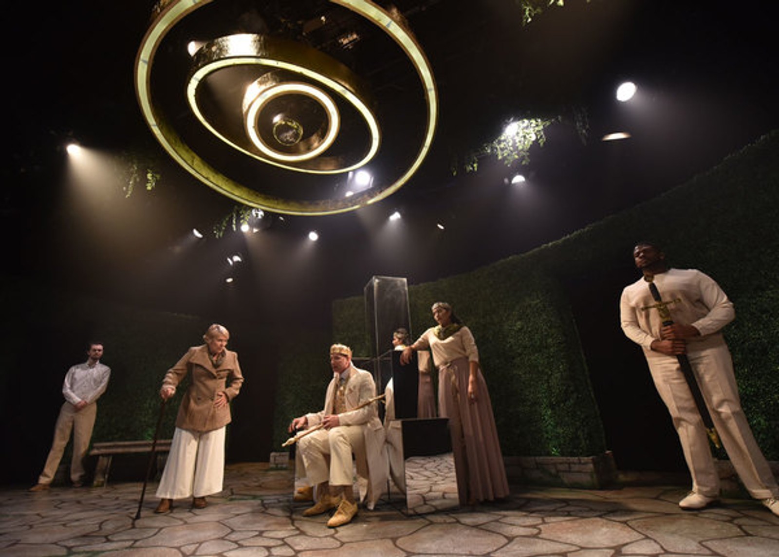 Photo Flash: First Look At William Shakespeare's RICHARD II Presented By Orlando Shakes — photo 10 of 10