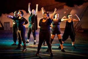 Jasmine Traylor, Brittani Yawn, Kenya Ann Hall, Meagan Dilworth, Nichole Green and Li Photo