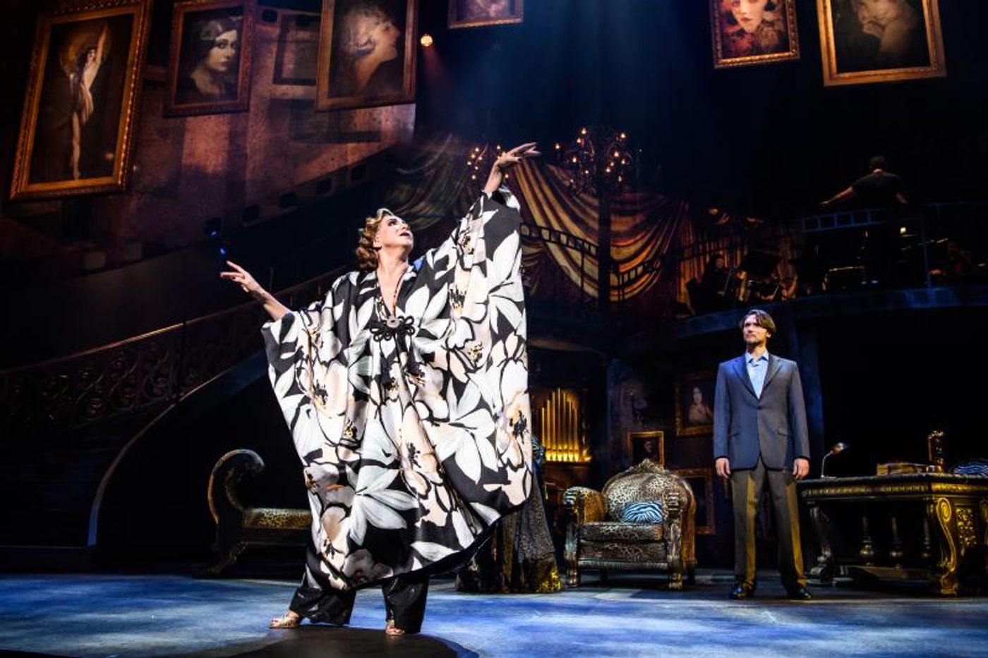 Review: Twilight of the Gods: SUNSET BOULEVARD Opens in Brazil  Image