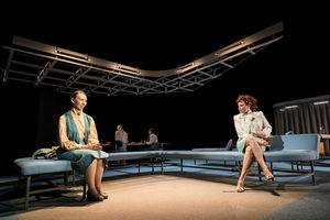 Amanda Hadingue, Louise Charlotte Lucas Photo