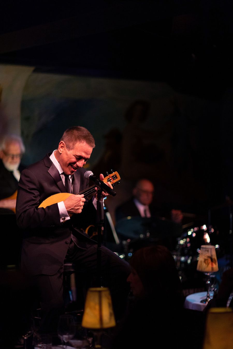 Photo Flash: Tony Danza Returns to Cafe Carlyle Image