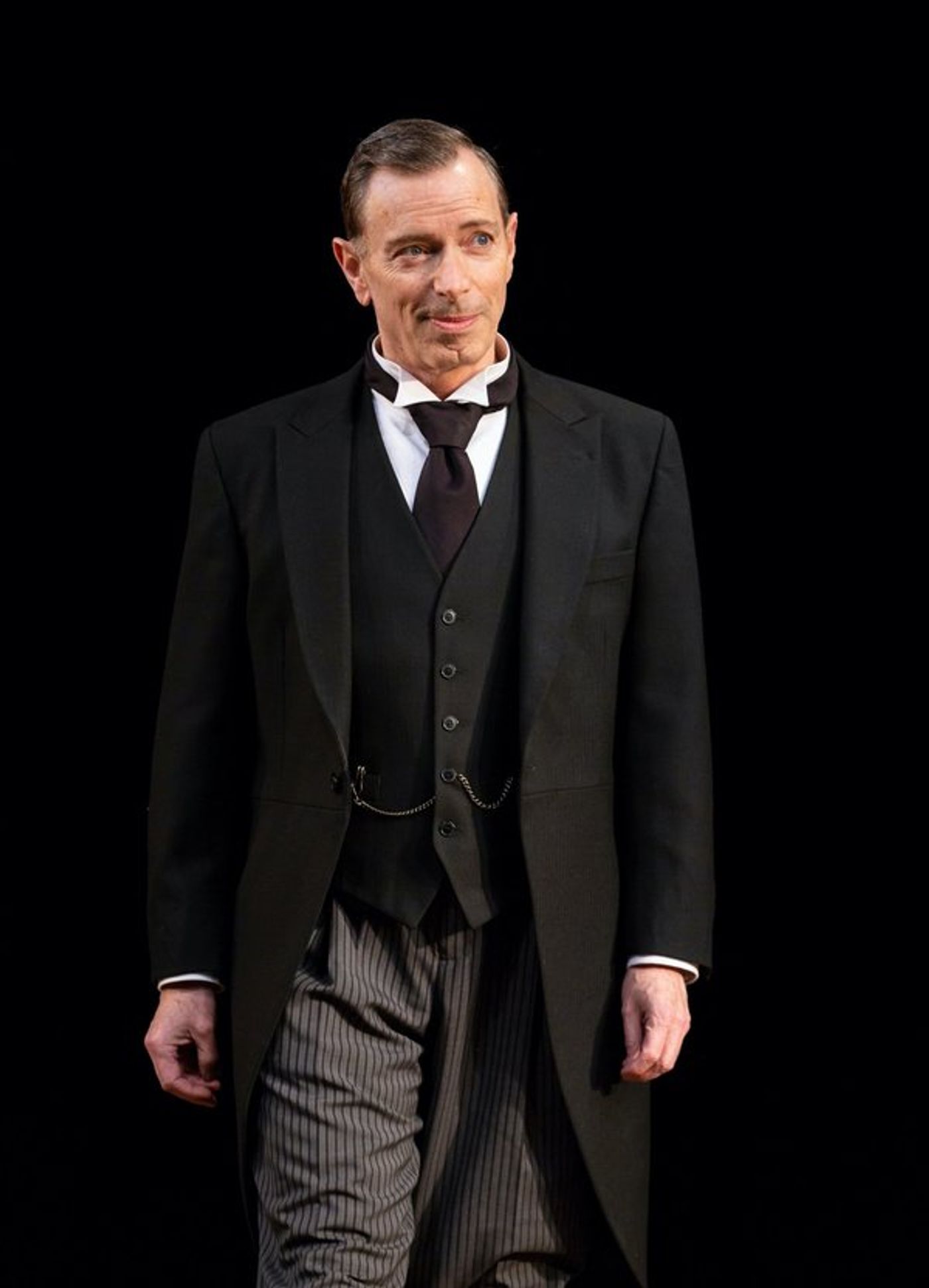 Photo Flash: Hartford Stage Amuses with PERFECT NONSENSE  Image