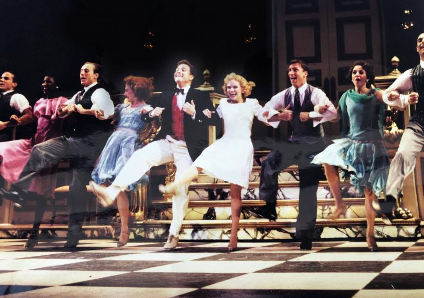 Interview: Theatre Life with Kristin Chenoweth  Image