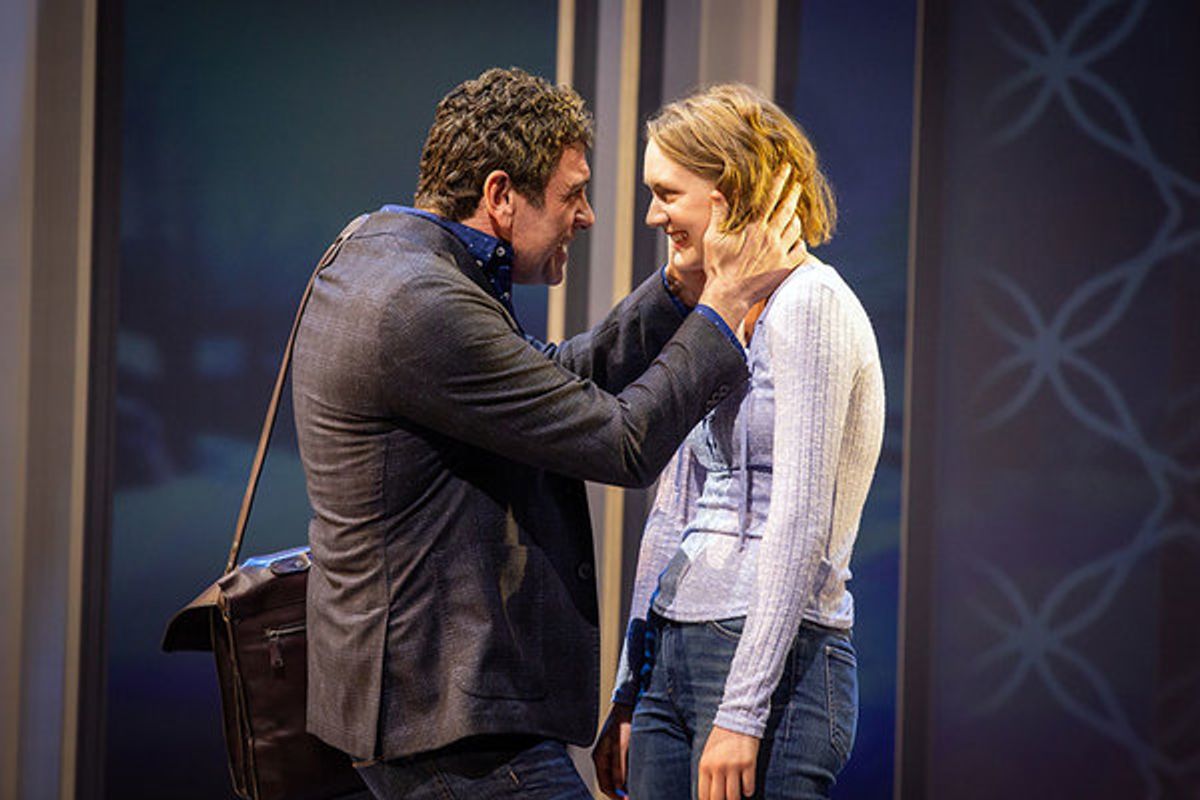 Bradley Dean as Frank Carter and Sophie Hearn as Alice Carter at 