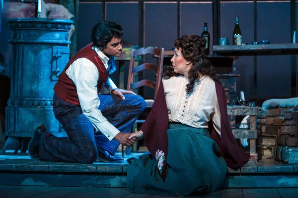 MimÃ¬ (Nicole Cabell) and Rodolfo (Sean Panikkar) develop feelings for each other i Photo