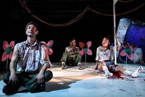 Patriac Coakley, Jackie Seijo and Stephanie Shum @ BroadwayWorld Patriac Coakley, Jackie Seijo and Stephanie Shum Photo