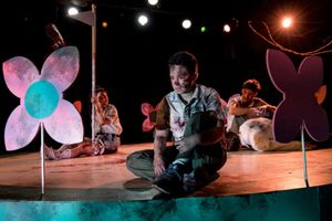 Jackie Seijo with (back, l to r) Stephanie Shum @ BroadwayWorld Jackie Seijo with (back, l to r) Stephanie Shum Photo