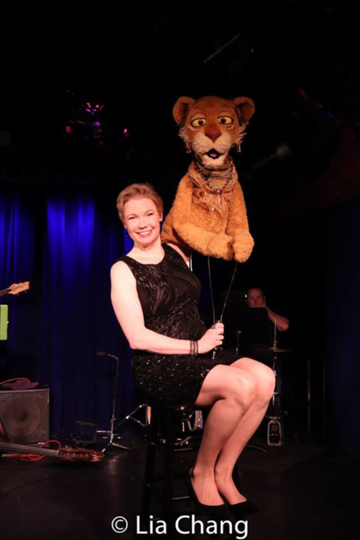Photo Flash: AVENUE Q's Jennifer Barnhart Sparkles In Cabaret Debut At The Laurie Beechman  Image