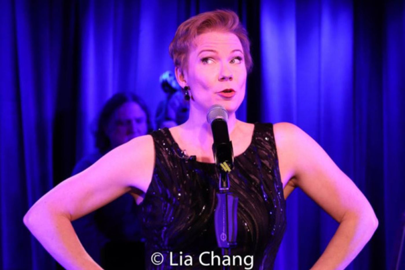 Photo Flash: AVENUE Q's Jennifer Barnhart Sparkles In Cabaret Debut At The Laurie Beechman  Image