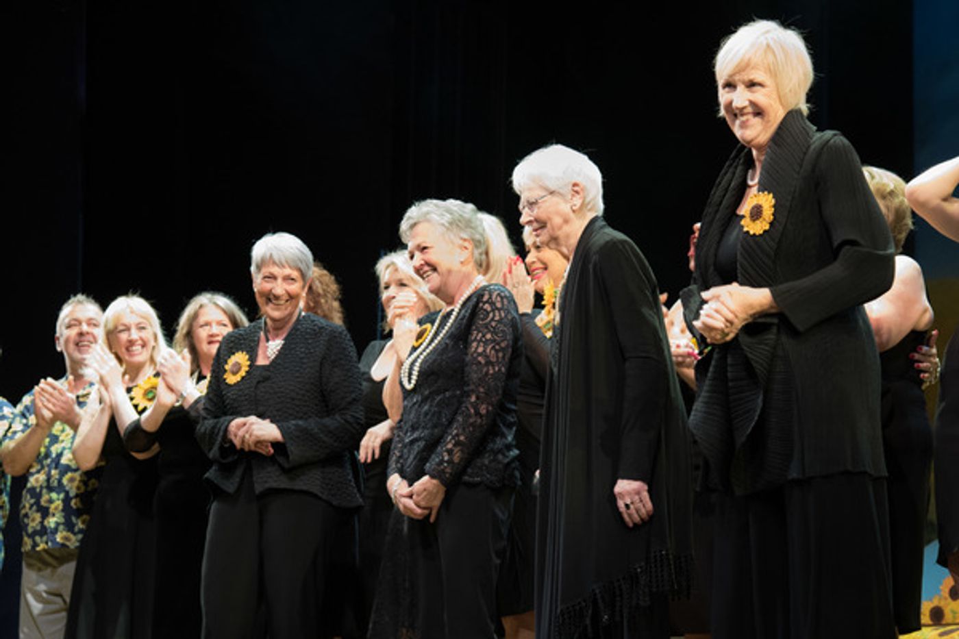Photo Flash: Original Calendar Girls Celebrate 20th Anniversary at CALENDAR GIRLS THE MUSICAL  Image