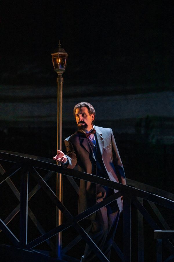 Photos: TheatreWorks Silicon Valley Presents HERSHEY FELDER: A PARIS LOVE STORY — photo 3 of 5