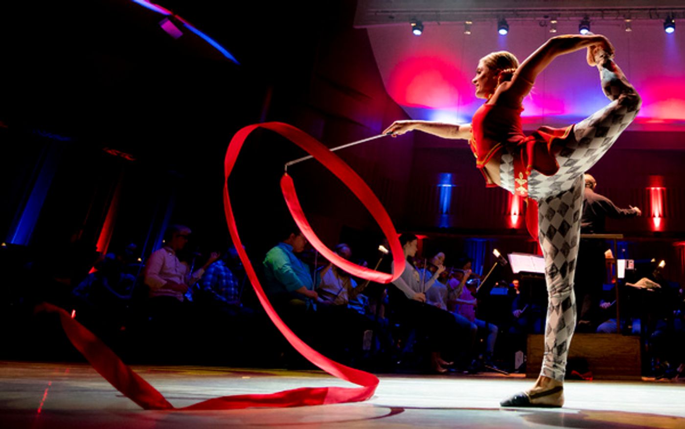 BWW Previews: CIRQUE GOES HOLLYWOOD at Meyerhoff Symphony Hall  Image