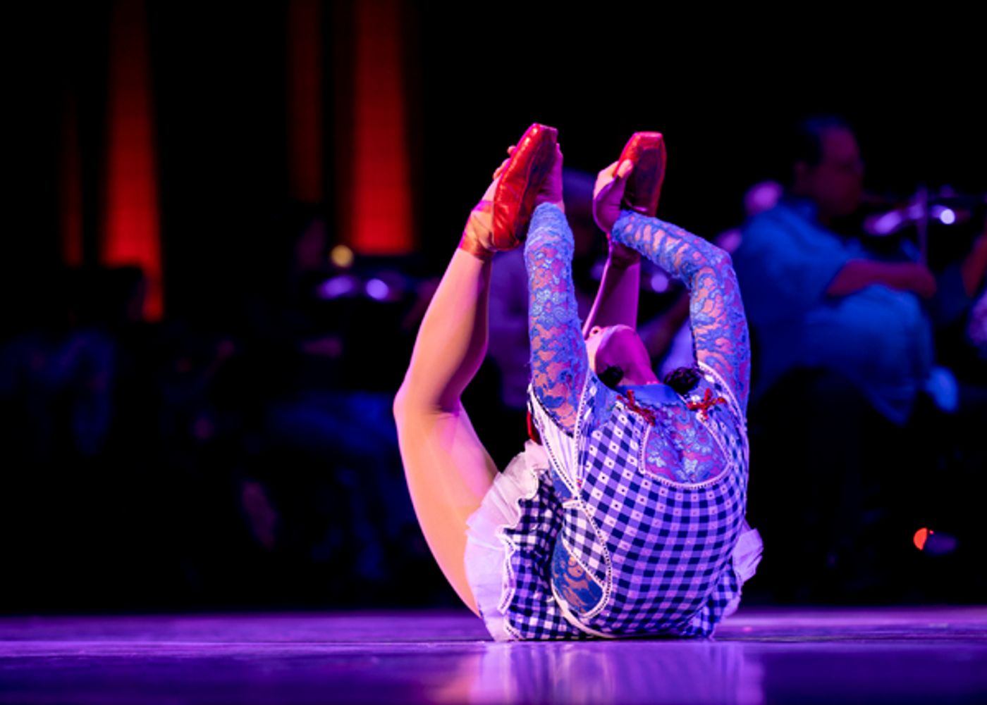 BWW Previews: CIRQUE GOES HOLLYWOOD at Meyerhoff Symphony Hall  Image