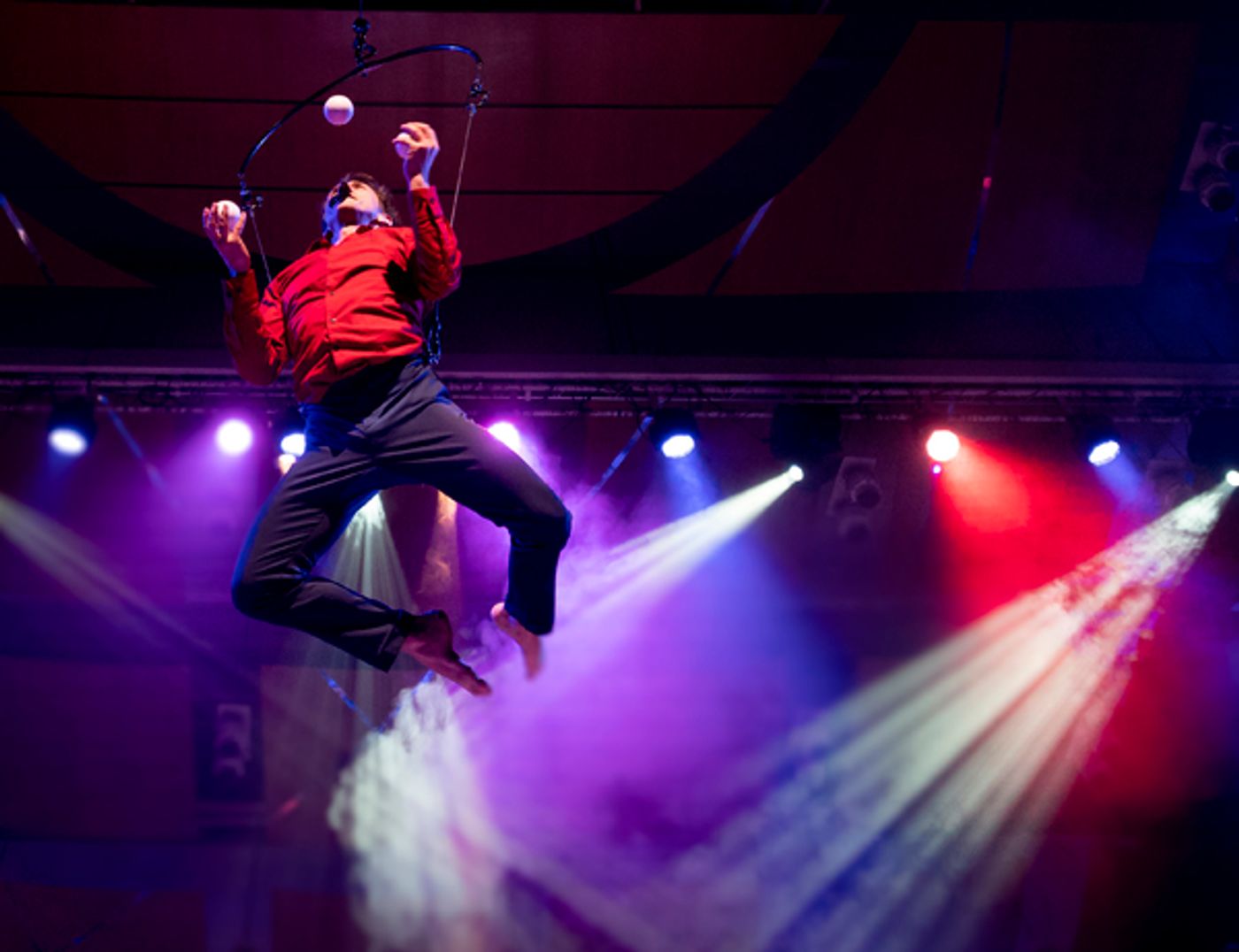 BWW Previews: CIRQUE GOES HOLLYWOOD at Meyerhoff Symphony Hall  Image