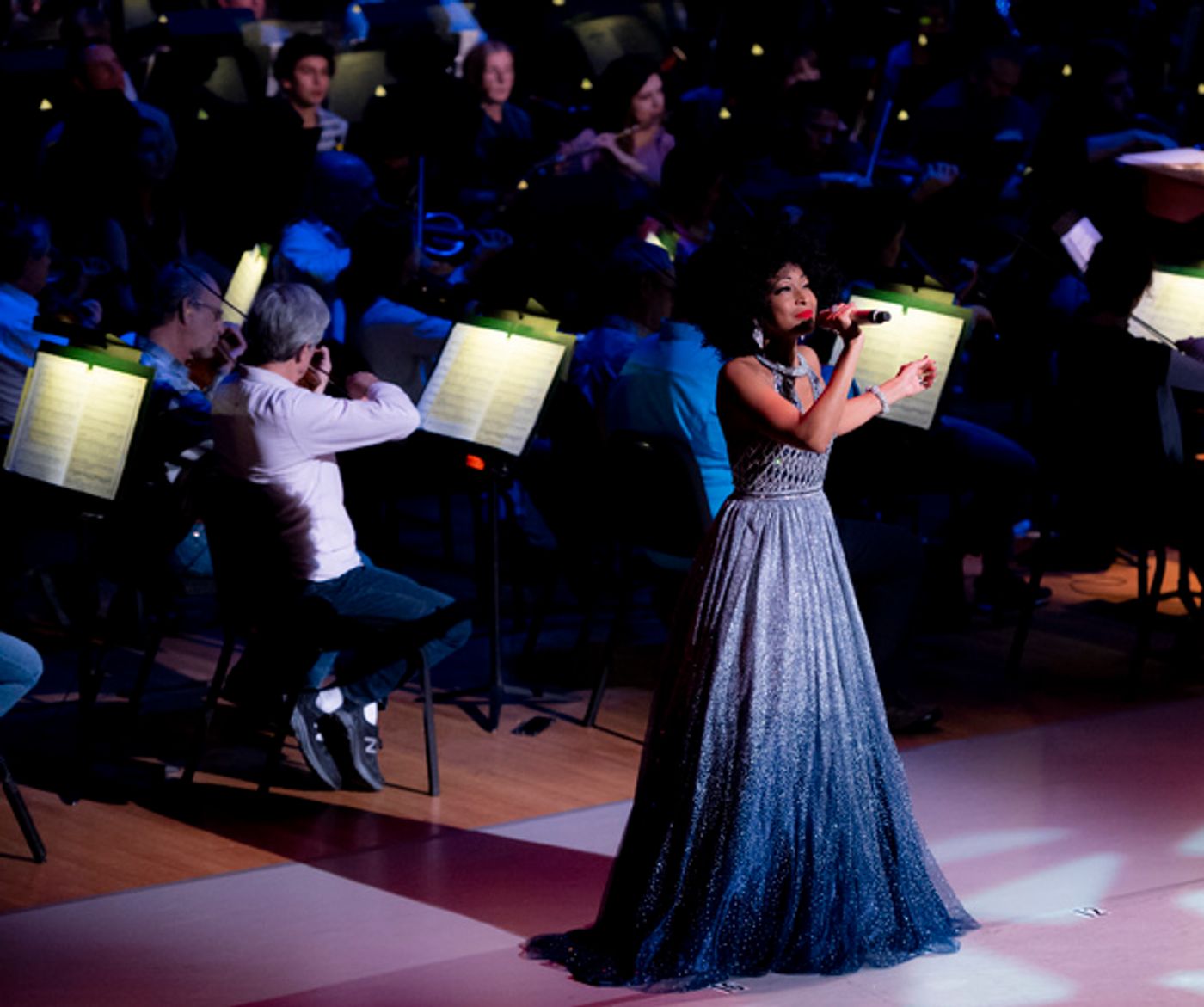 BWW Previews: CIRQUE GOES HOLLYWOOD at Meyerhoff Symphony Hall  Image
