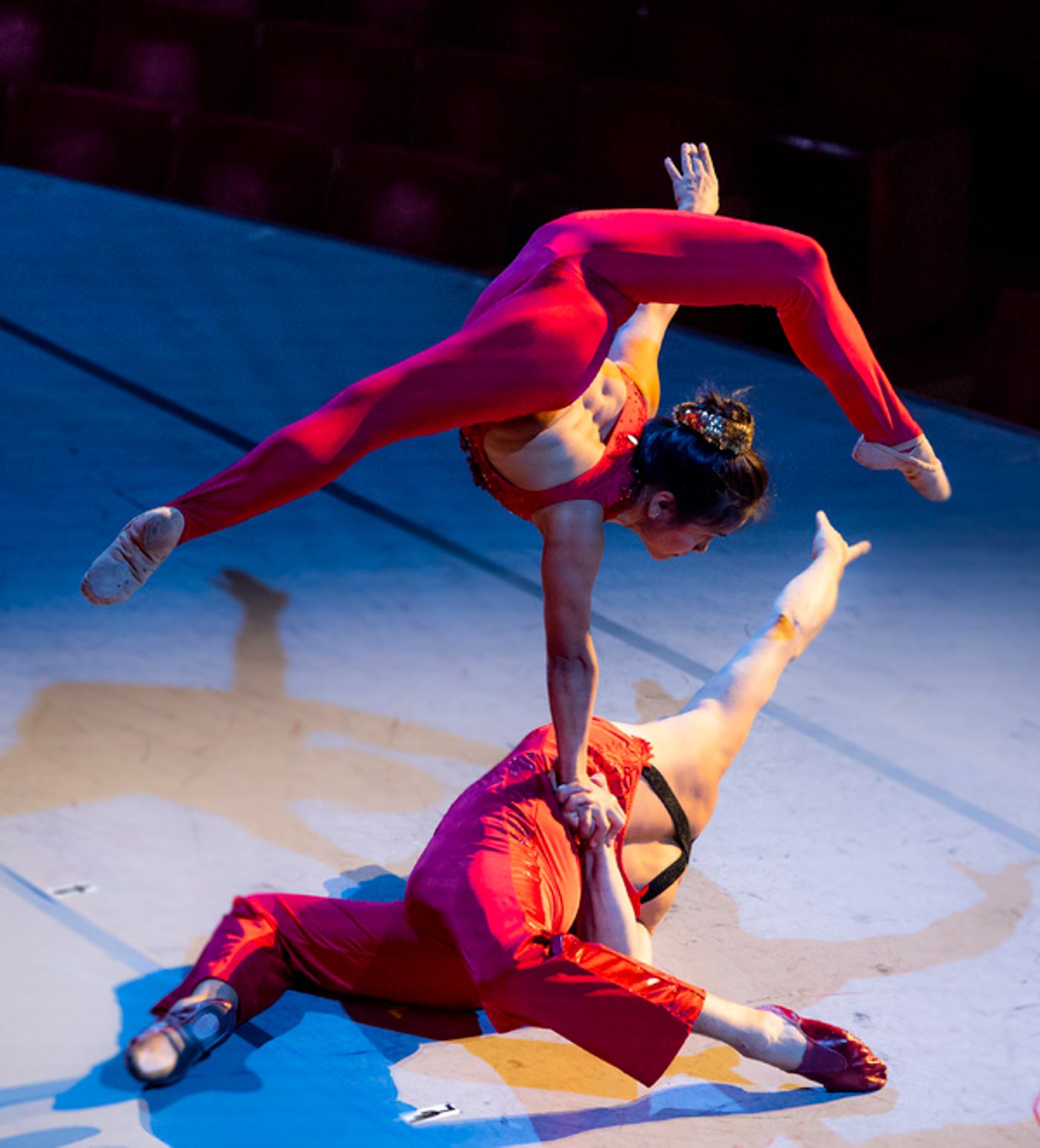BWW Previews: CIRQUE GOES HOLLYWOOD at Meyerhoff Symphony Hall  Image