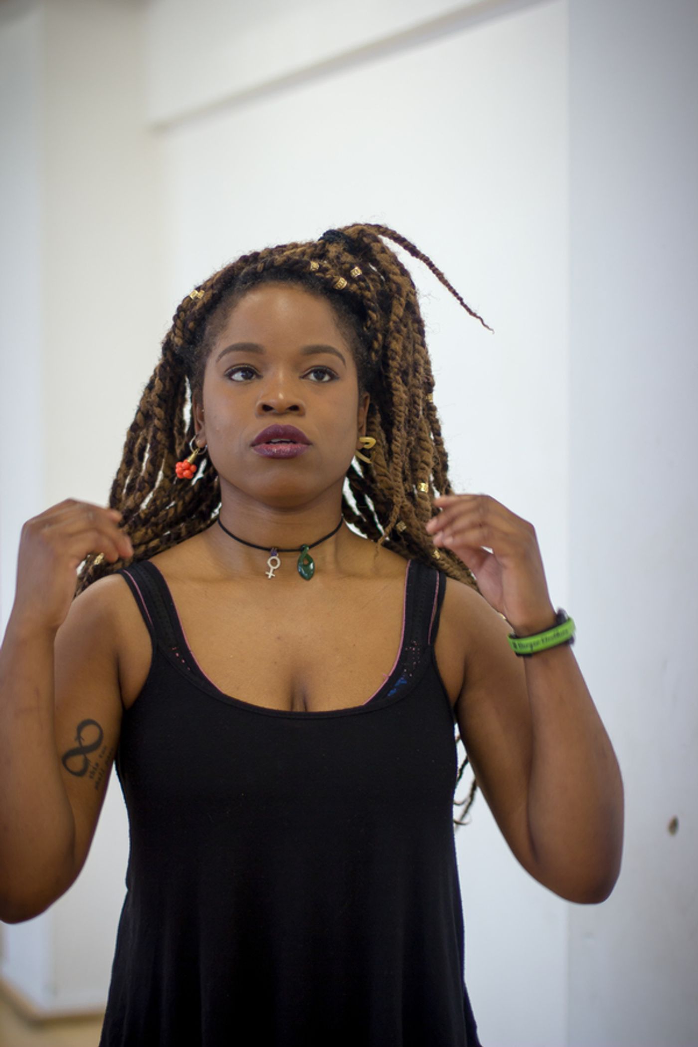 Photo Flash: First Look At FUNERAL FLOWERS In Rehearsal  Image