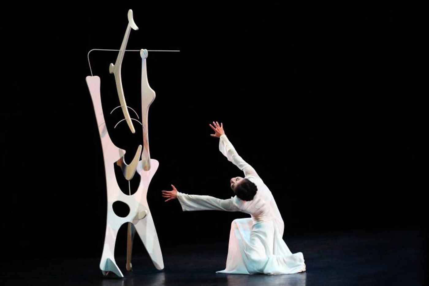 Review: MARTHA GRAHAM DANCE COMPANY at The Joyce through 4/14 for Enthralling Contemporary Dance Review: MARTHA GRAHAM DANCE COMPANY at The Joyce through 4/14 for Enthralling Contemporary Dance Image