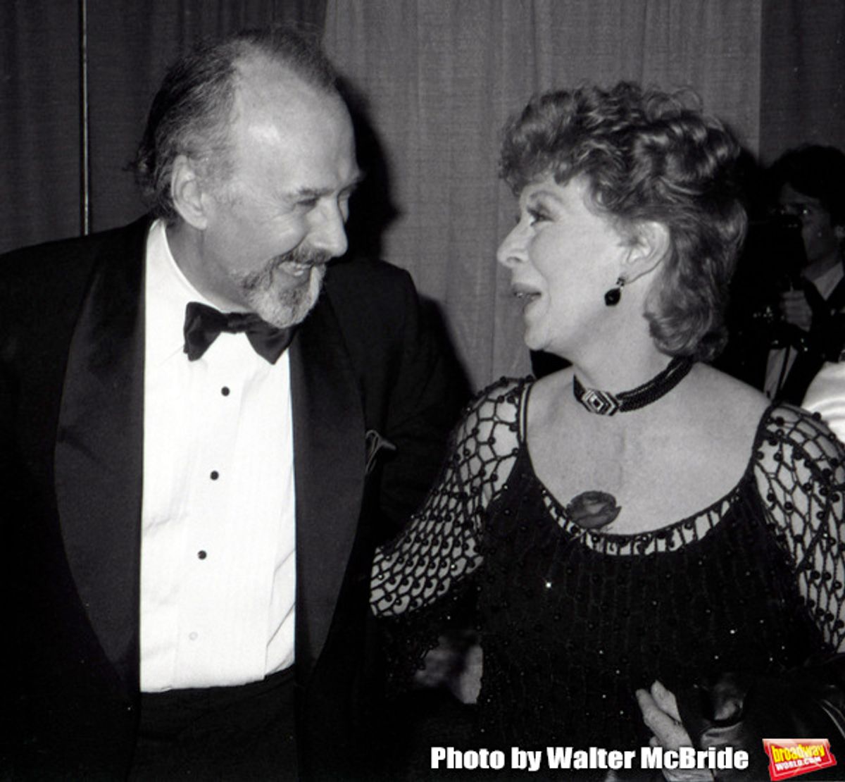 Richard Kiley and Gwen Verdon attend The 41st Annual Tony Awards at the Mark Hellinger Theatre on June 7, 1987 in New York City. at 