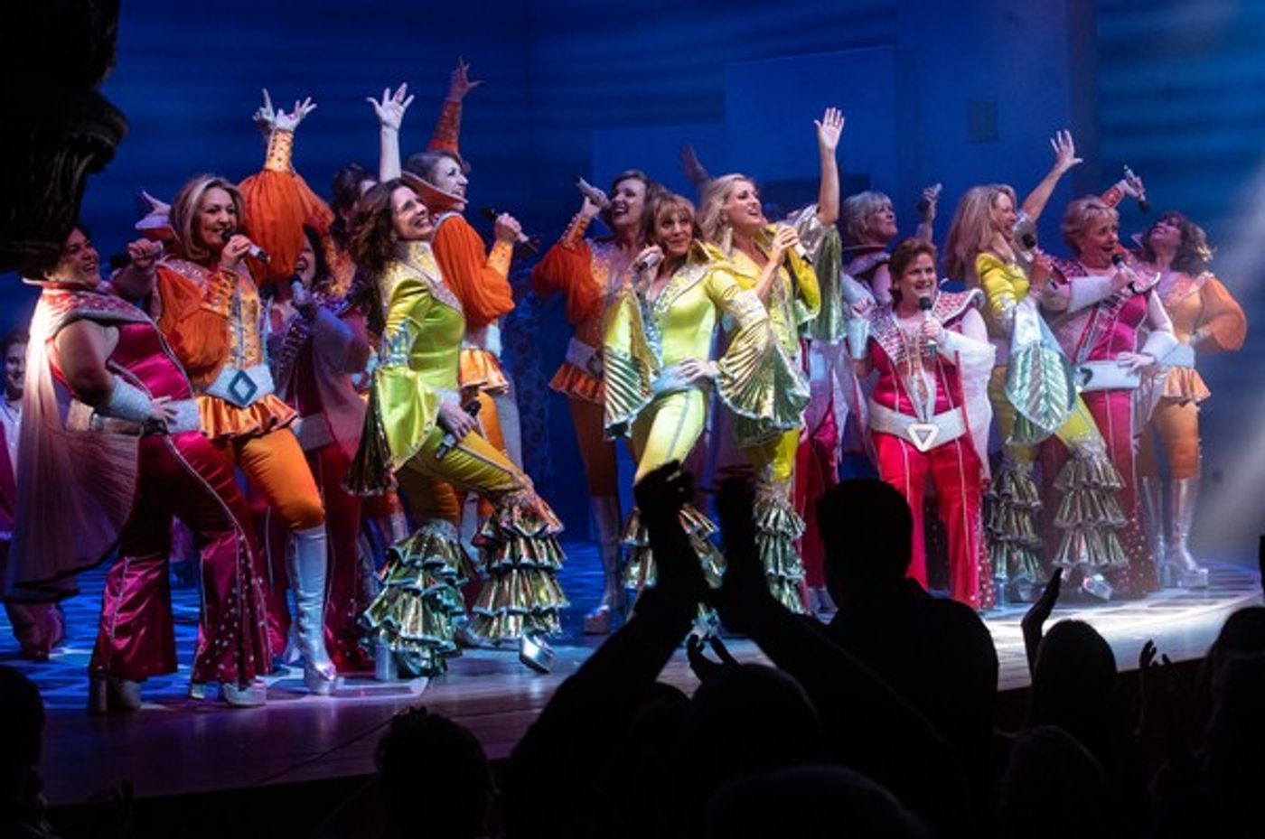 Photo Flash: MAMMA MIA! Celebrates 20 Years in London  Image