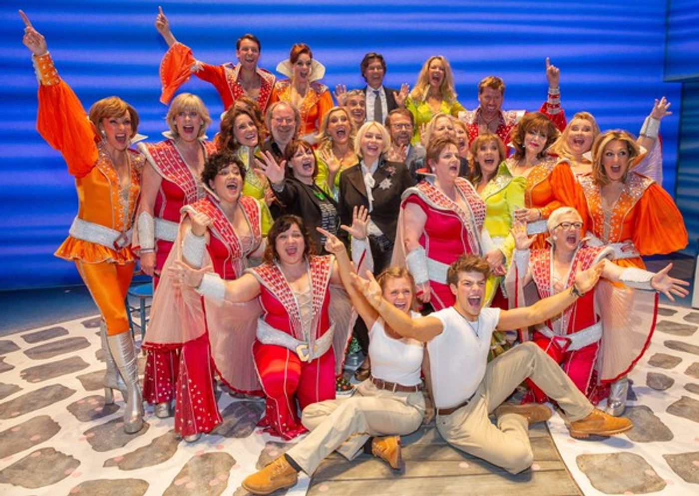 Photo Flash: MAMMA MIA! Celebrates 20 Years in London  Image