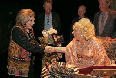 Renee Taylor Photo