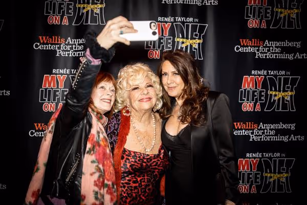 Renee Taylor, Joely Fisher and Frances Fisher Photo