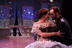 ALLISON F. RICH and SEAN OKUNIEWICZ @ BroadwayWorld ALLISON F. RICH and SEAN OKUNIEWICZ Photo