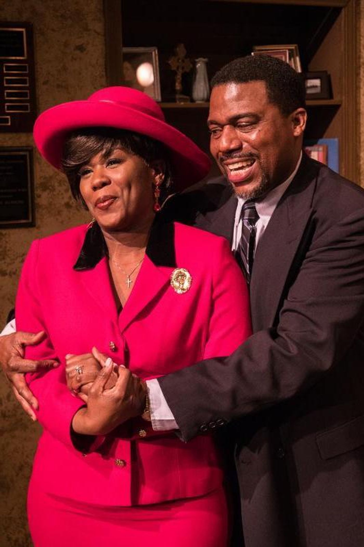 Review: FREEDA PEOPLES Shakes the Foundation of The Ensemble Theatre  Image