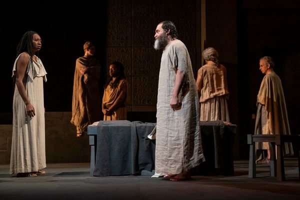Miriam A. Hyman, Michael Stuhlbarg, and the company of Socrates Photo