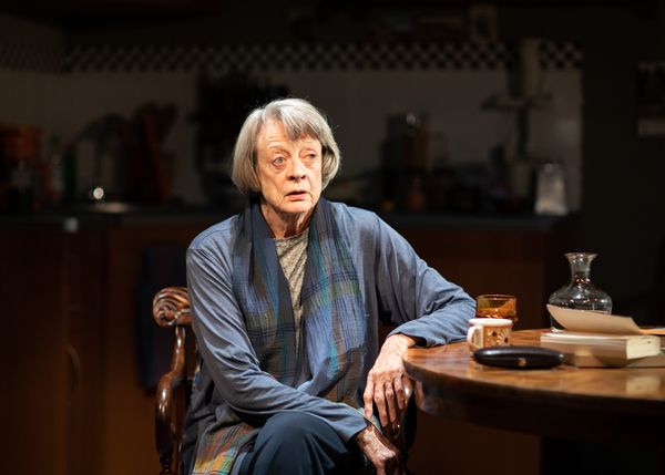 Maggie Smith Photo