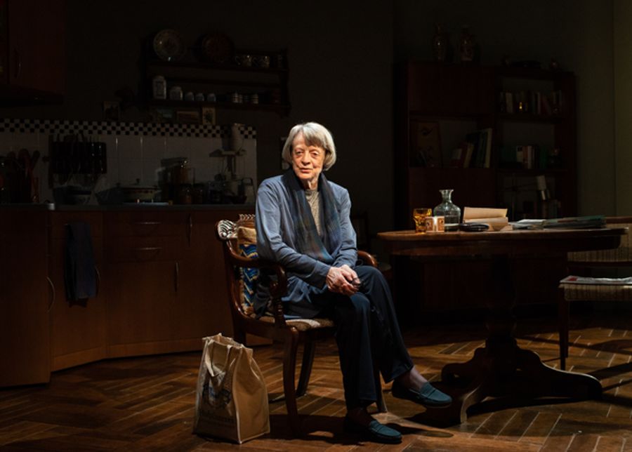 Photo Flash: First Look at Maggie Smith In A GERMAN LIFE At The Bridge Theatre  Image