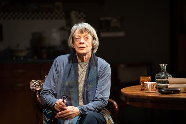 Maggie Smith Photo