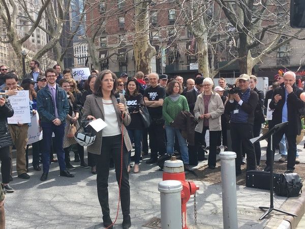 Photo Flash: Local 802 Musicians Rally, Perform in Solidarity with Striking Chicago Symphony Musicians  Image