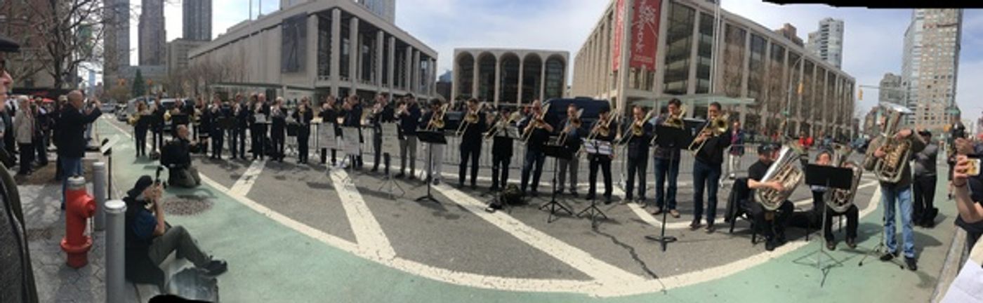 Photo Flash: Local 802 Musicians Rally, Perform in Solidarity with Striking Chicago Symphony Musicians  Image