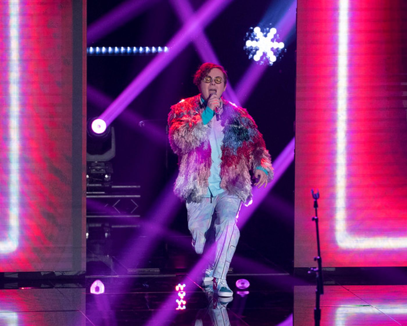 Photo Coverage: The Top 14 Performed on AMERICAN IDOL  Image