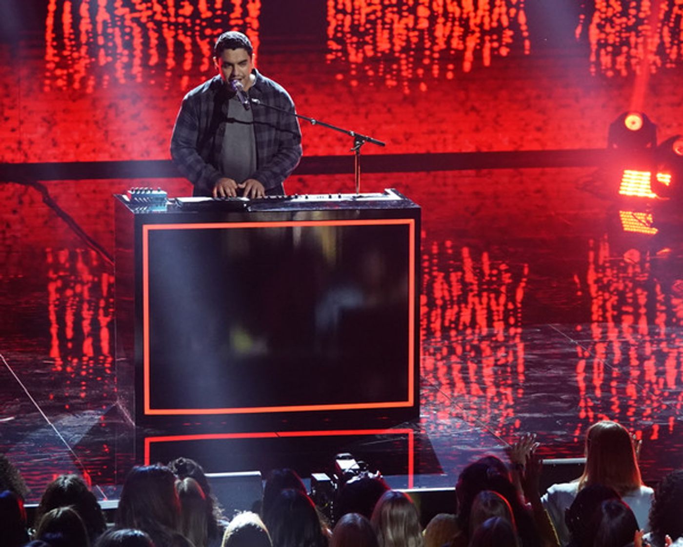 Photo Coverage: The Top 14 Performed on AMERICAN IDOL  Image