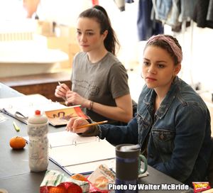 Isabelle Fuhrman and Lilly Santiago Photo