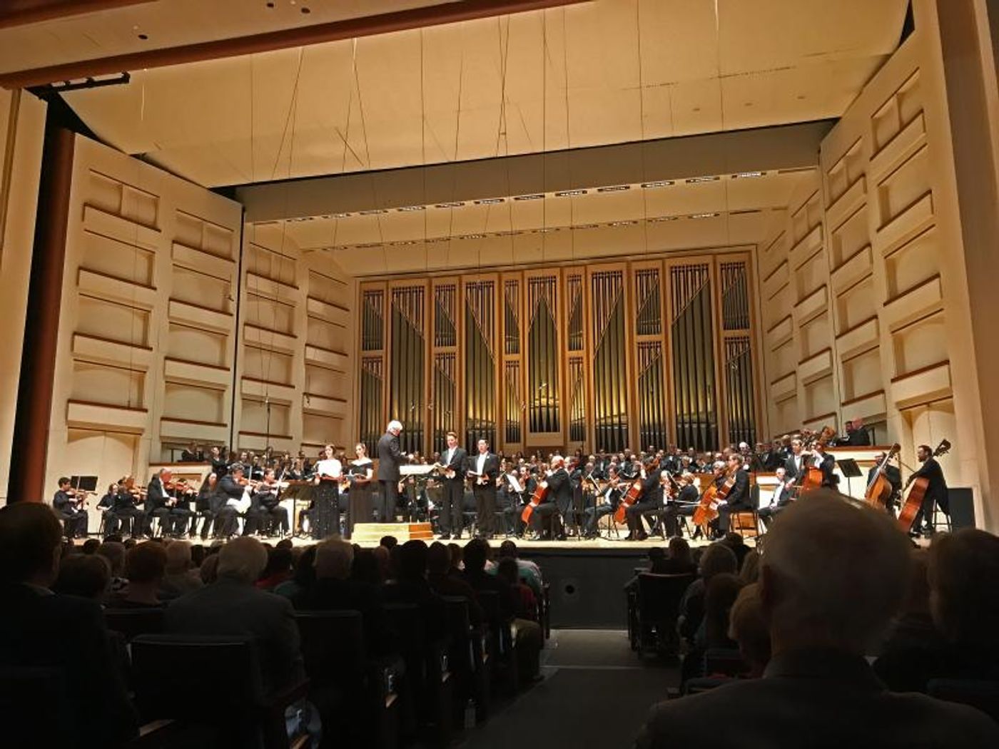 Review: MOZART REQUIEM Clashes With Sunny Salieri Symphony  Image