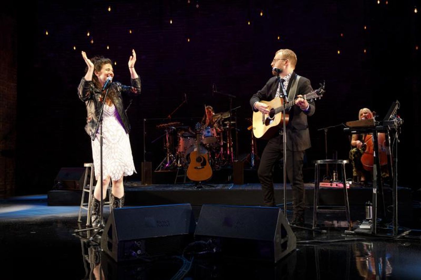 Review: HUNDRED DAYS at the Adrienne Arsht Center  Image