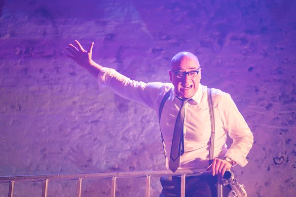 Stephen Kennedy Photo