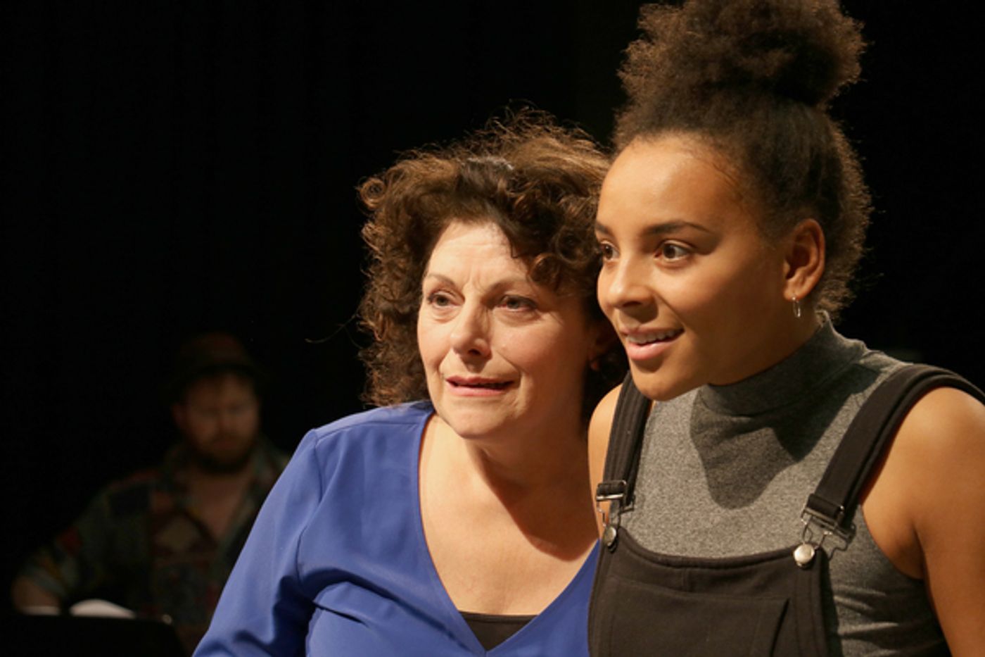 Photo Flash: WAVE ME GOODBYE Comes to Theatr Clywd  Image