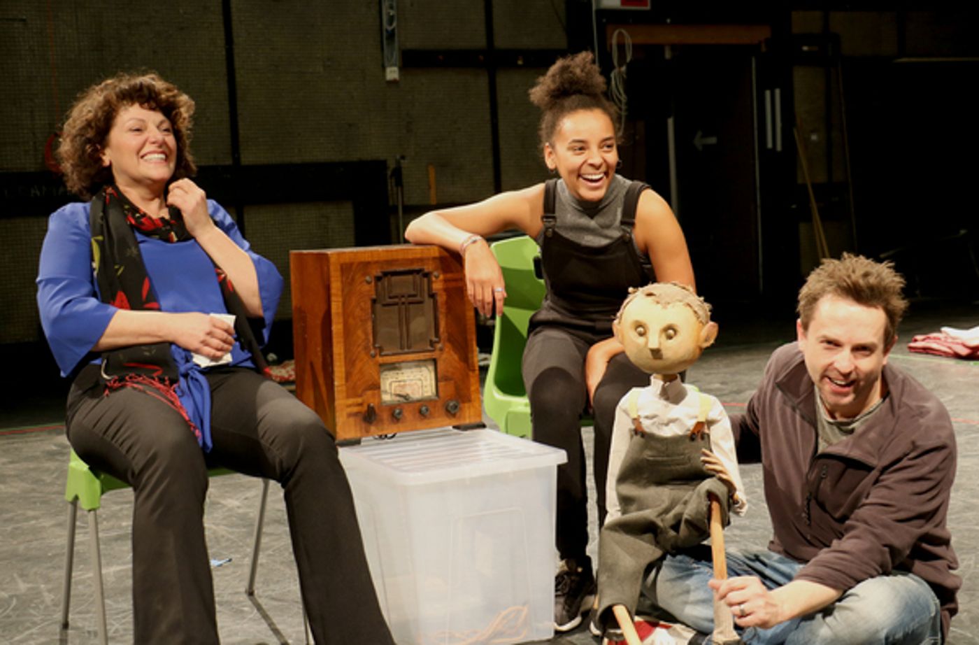 Photo Flash: WAVE ME GOODBYE Comes to Theatr Clywd  Image