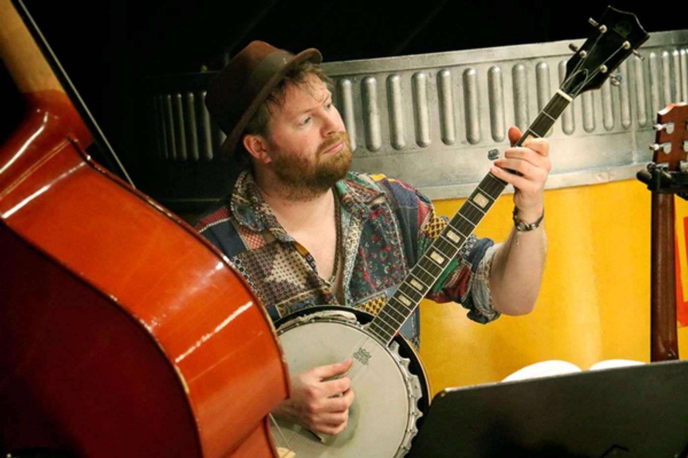 Photo Flash: WAVE ME GOODBYE Comes to Theatr Clywd  Image