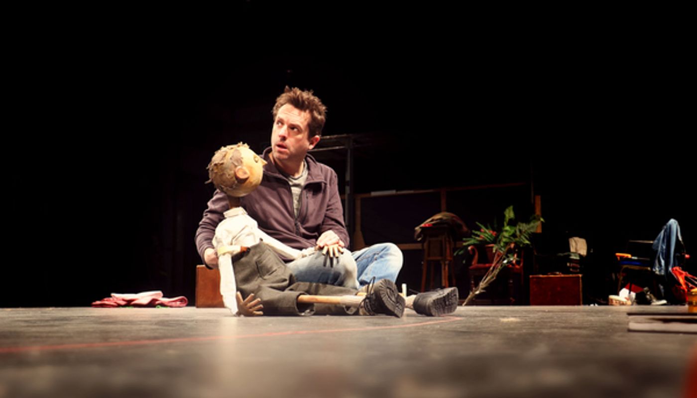 Photo Flash: WAVE ME GOODBYE Comes to Theatr Clywd  Image