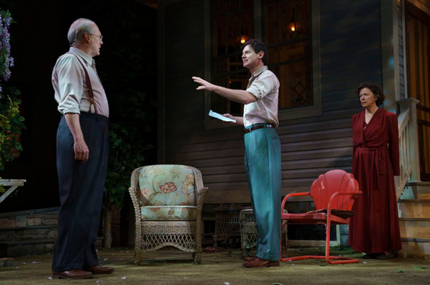 Photo Flash: First Look at Annette Bening, Tracy Letts, and the Cast of ALL MY SONS  Image